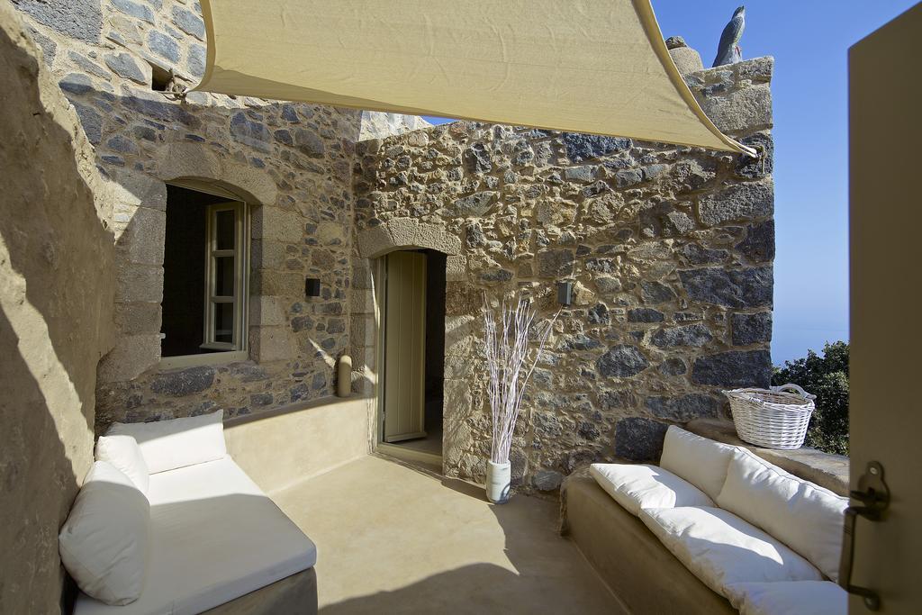 Melanopetra Boutique Apartments Emporeios  Номер фото